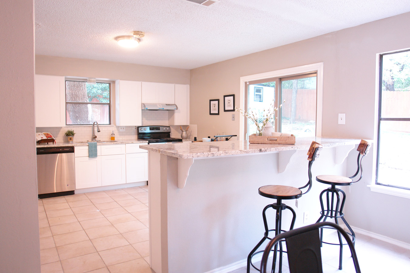 Home Staging Helotes Tx Kitchen Room 2